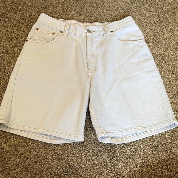 Vintage Levi's Denim Shorts - Picture 1 of 6